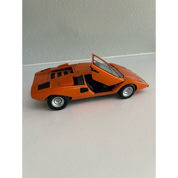 1/18 Kyosho Lamborghuini Countach Lp400 Orange - Picture 7 of 10